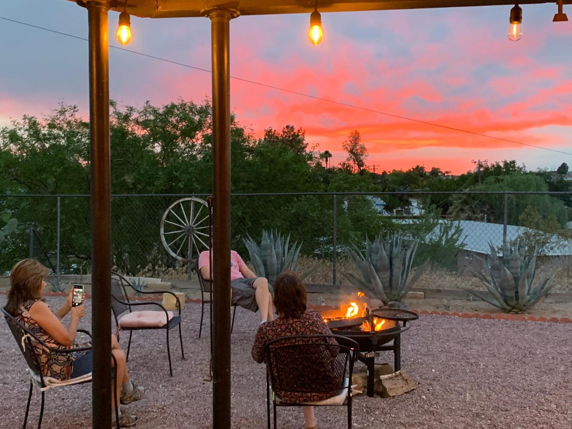 Stagecoach Suites Wickenburg Exterior foto